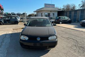 RICAMBI AUTO VOLKSWAGEN GOLF 2001NERA