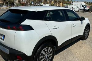 Peugeot 2008 come nuova (accetto permuta diesel)