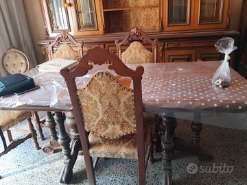 Tavolo Rettangolare E Sedie Abbinate 