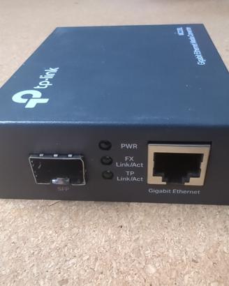 TP-Link MC220L Gigabit Ethernet Media Converter
