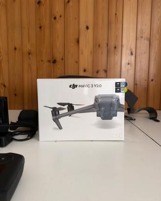 DJI Mavic 3 Cine Premium Combo – Drone NUOVO