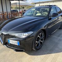 Alfa Romeo Giulia 2.2 TDI 190CV AT8 Tetto apribile