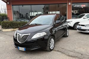 Lancia Ypsilon 1.2 69 CV 5 porte Platinum