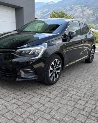 Renault Clio Techno 1.0 TCe 90 CV Nero Etoilé