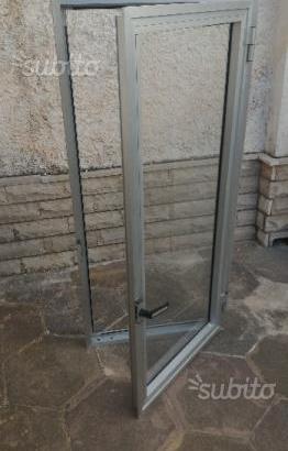Finestra in alluminio