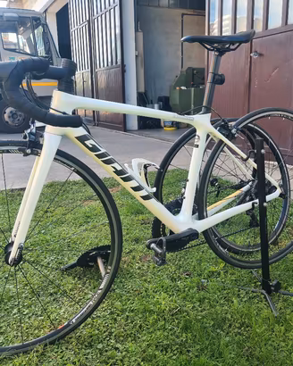 bici da corsa Giant