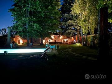 Villa con piscina e grande giardino