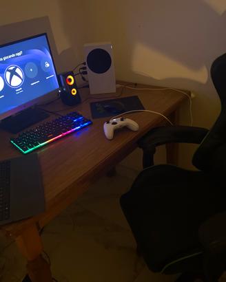 Postazione da gaming completa