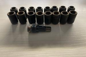 Kit 16 DADI JR M12x1,5 con chiave doppia testa