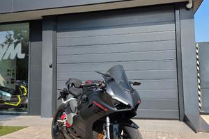 Ducati Panigale V2 Black 2023, Garanzia fino 11/27