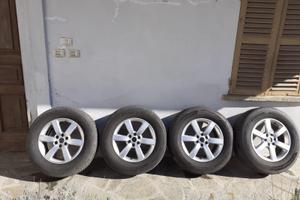 Cerchi in lega da 17 originali mercedes e gomme