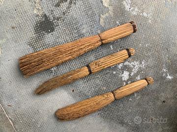 3 Scopini di saggina