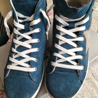 Scarpe sportive 