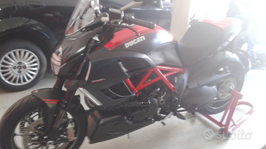 Ducati Diavel Carbon