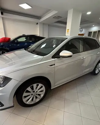 VOLSKSWAGEN POLO 1.6 TDI 95 CV R LINE UNI PRO