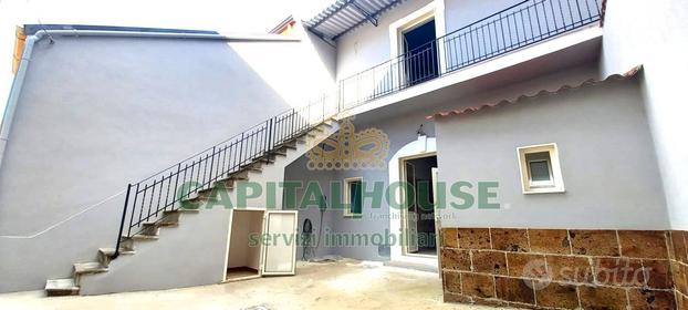 S2 duplex semindipendente con cortile