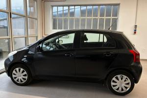 Toyota Yaris 1.3 BENZINA 5PORTE