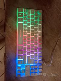 tastiera e mouse da gaiming