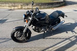 Ducati Monster Dark 620 del 2005