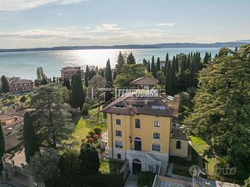 Bilocale esclusivo nella storica villa di Maria Ca