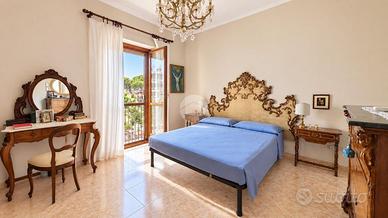 2 LOCALI A ROMA