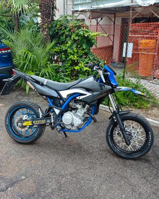Wr 125 X