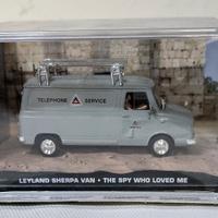 007 James Bond Leyland Sherpa Van