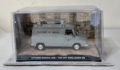 007 James Bond Leyland Sherpa Van