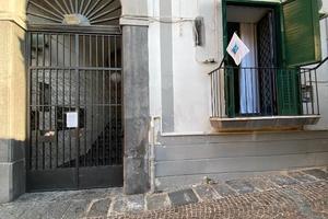 Cessione attività Casa Vacanze - Napoli Centro - V