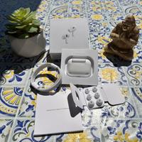 Cuffie bluetooth sigillate ancora
