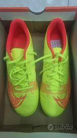 snekers da calcetto Nike