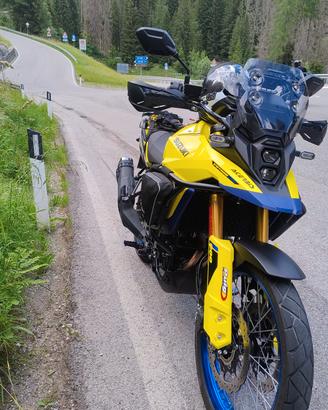 Suzuki V-strom 800 DE
