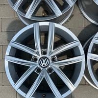 CERCHI 16 VW VOLKSWAGEN GOLF + 4 PNEUM. HANKOOK