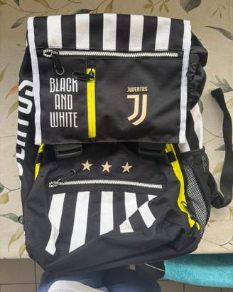 ZAINO SCUOLA JUVENTUS⚫️⚪️