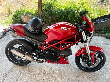 DUCATI MONSTER 695 a2