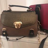 Borsa Numeroventidue