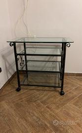 Tavolinetto in vetro