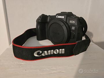 machina fotografica mirrorless Canon EOS RP