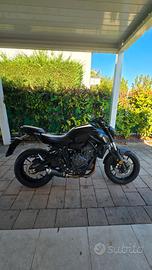 Yamaha MT-07 PURE 2023