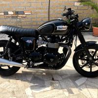 Moto Custom Cafe Racer Triumph Bonneville - 2010