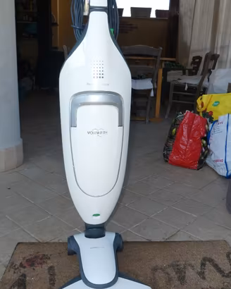 Vorwerk Folletto VK220S aspirapolvere usato poco, 