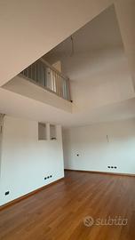 Attico in piccola palazzina signorile Legnano mi