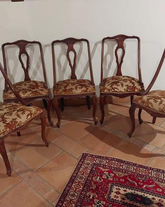 Eleganti sedie in legno