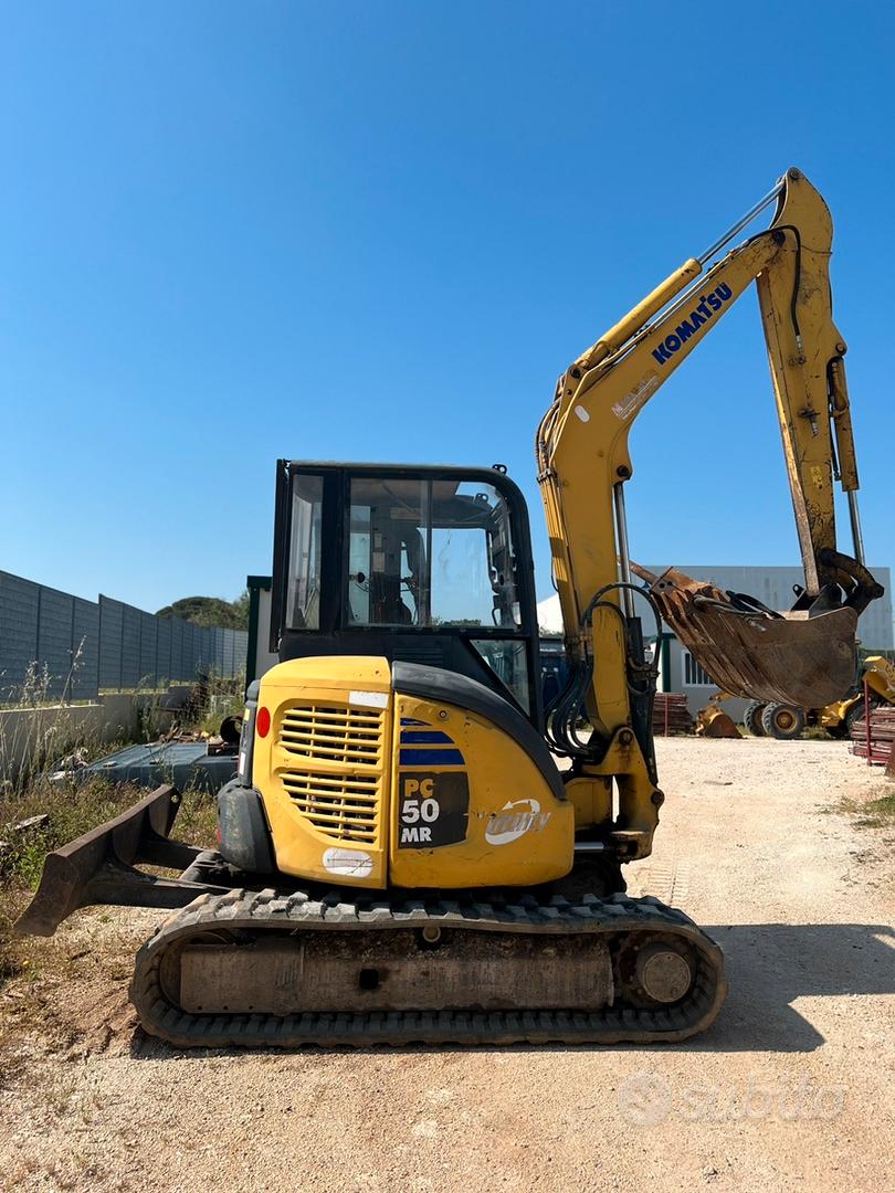 Subito - CASULLI GIULIO - COMMERCIO E NOLEGGIO-NUOVO USATO - Komatsu PC 50  MR - Veicoli commerciali In vendita a Bari