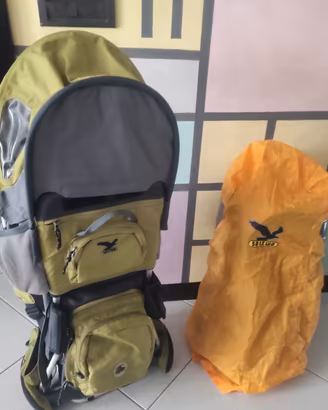 Zaino porta bambini. 