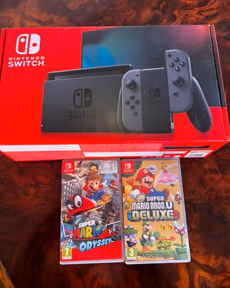 Nintendo Switch e 2 Giochi