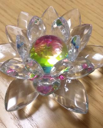Cristallo fiore di loto arcobaleno