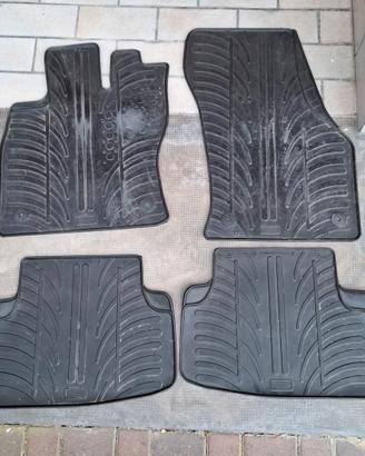 TAPPETI IN GOMMA AUDI A3
