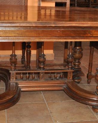Tavolo Francese '800 in noce (allungabile) 8 sedie
