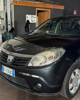Dacia Sandero 1.4 8V GPL Lauréate